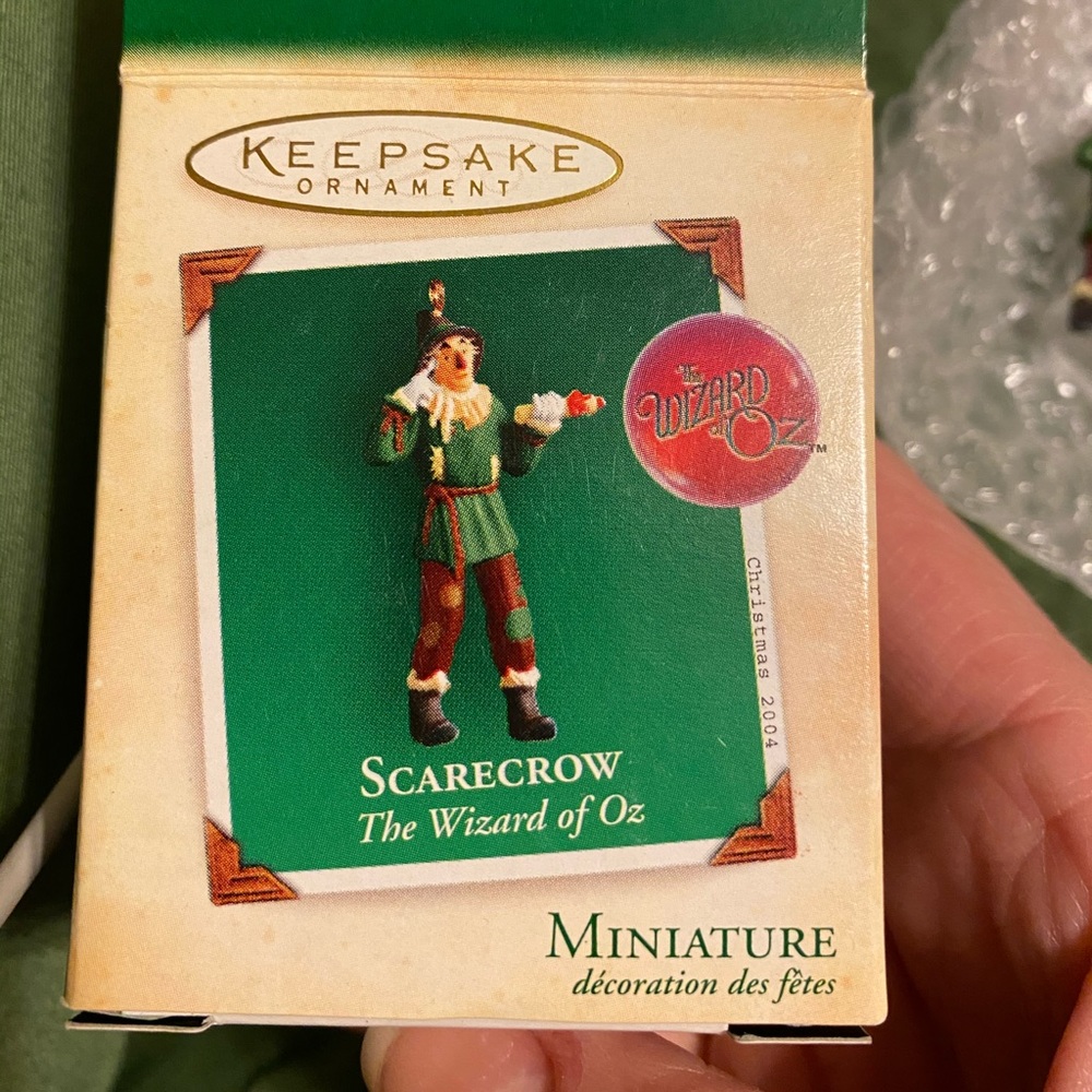Hallmark Keepsake Ornament Scarecrow. WOO